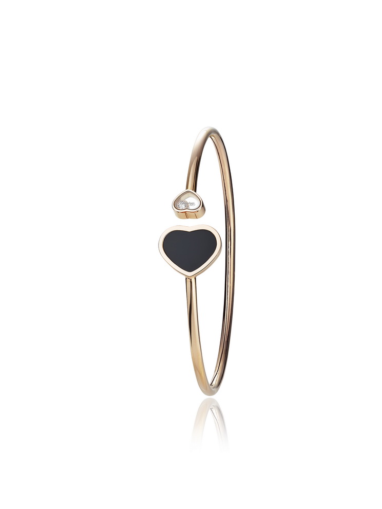 Chopard萧邦品牌大使王源、演员段奕宏、邓婕、关晓彤、万茜与蒋璐霞纷纷受邀出席活动,佩戴Chopard萧邦艺术杰作于此璀璨之夜共襄盛举。